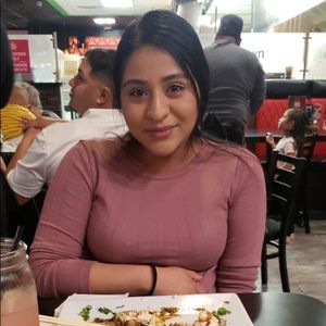 Meet your Posher, Mariela